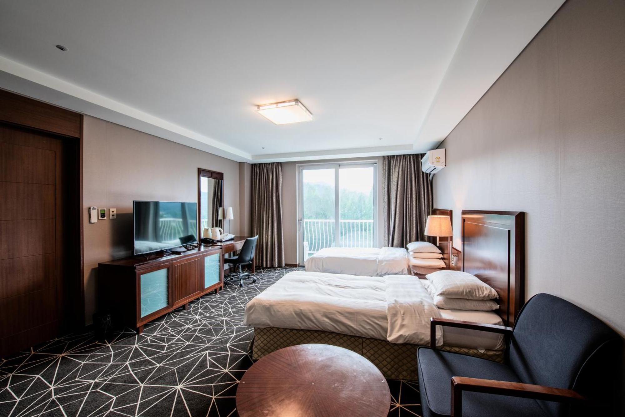 Pocheon Adonis Art Hill Hotel Extérieur photo